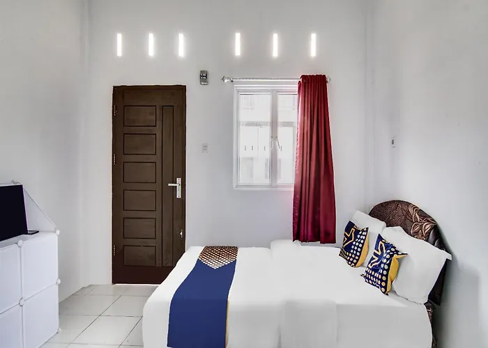 Spot On 91858 Raja Homestay Syariah